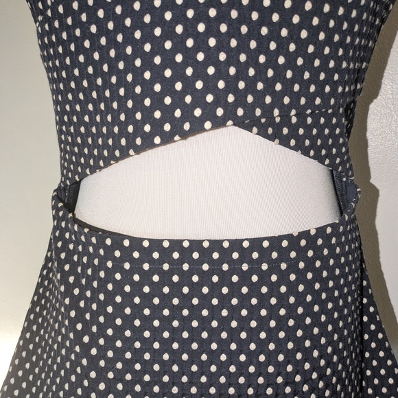 Banana Republic Blue and White Peplum Blouse - Picture 10 of 12